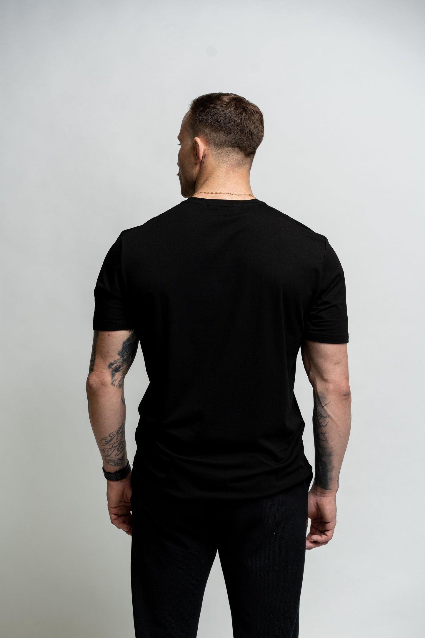 THE PREMIUM T-SHIRT